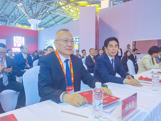 海螺集團(tuán)受邀參加2024中國(guó)品牌日活動(dòng) (2).jpg